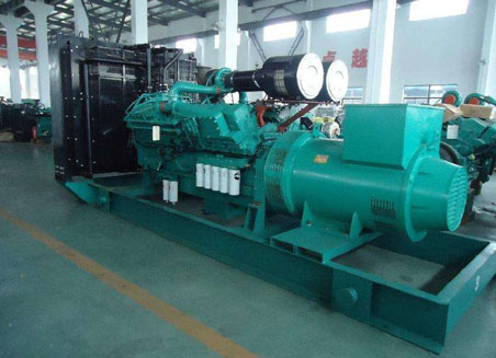 灯塔800kw康明斯柴油发电机组图片 灯塔800kw康明斯柴油发电机组图片